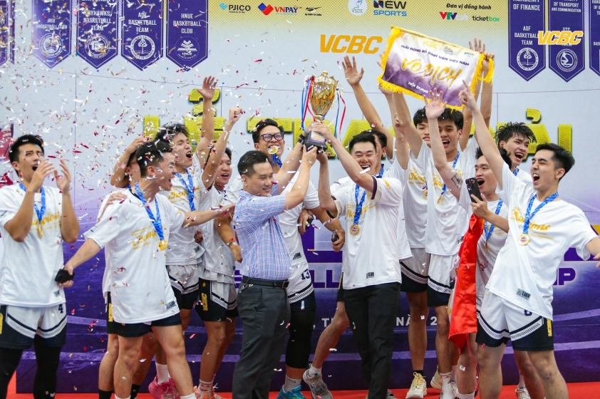 Giải bóng rổ sinh viên Việt Nam trở lại, sinh viên háo hức cùng trái bóng cam