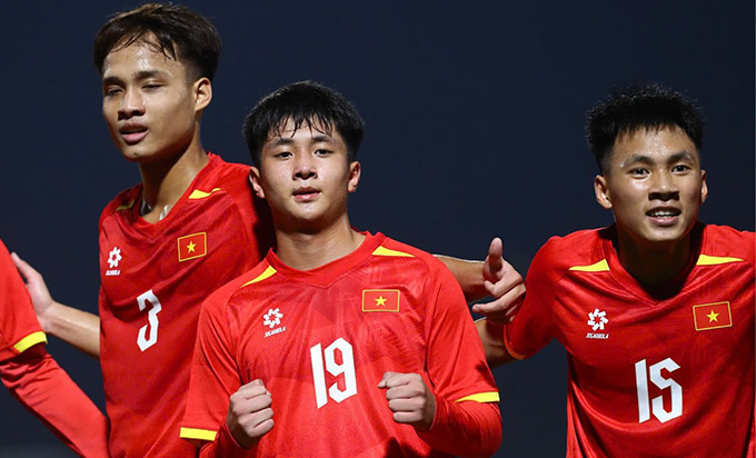 Mạnh Quân là Vua phá lưới U15 và U17 Quốc gia 2025 - Ảnh: Đức Cường Mạnh Quân là Vua phá lưới U15 và U17 Quốc gia 2025