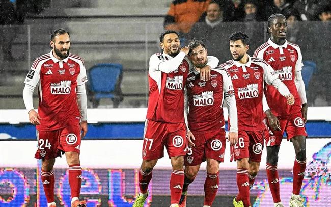 Brest giành chiến thắng trước Strasbourg cuối tuần qua Brest thắng Strasbourg