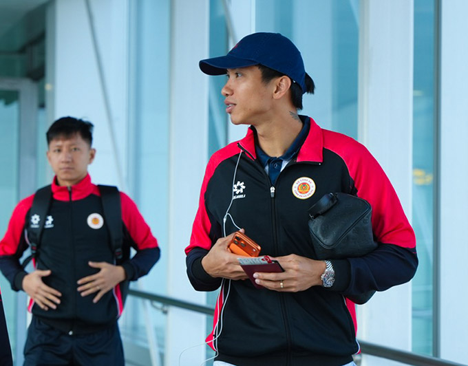 Văn Hậu được kỳ vọng sẽ tái xuất sân cỏ sau 25 tháng vắng bóng Đoàn Văn Hậu chuẩn bị trở lại thi đấu sau thời gian dài chữa trị chấn thương